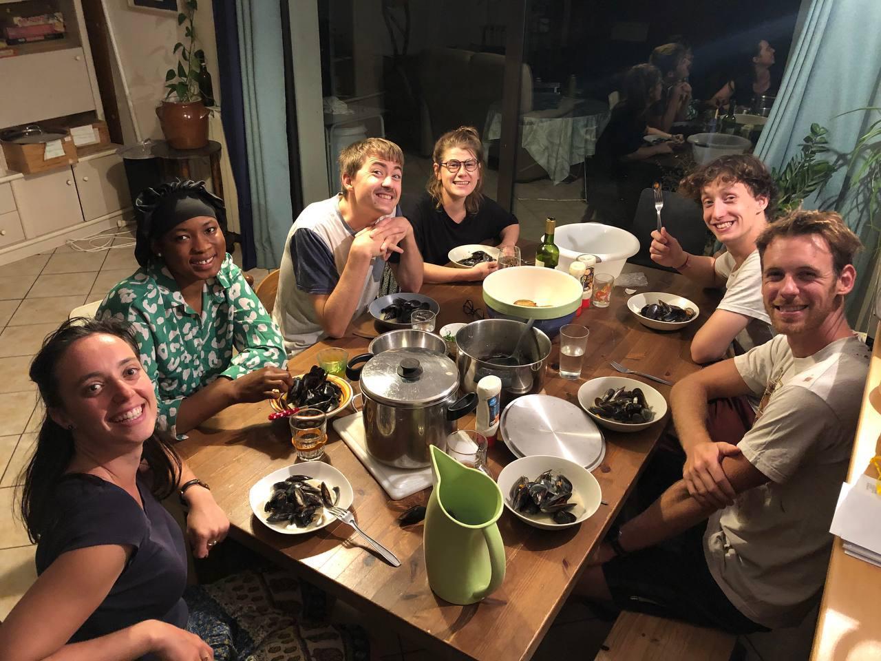 Photo Repas hébergeurs en boucle